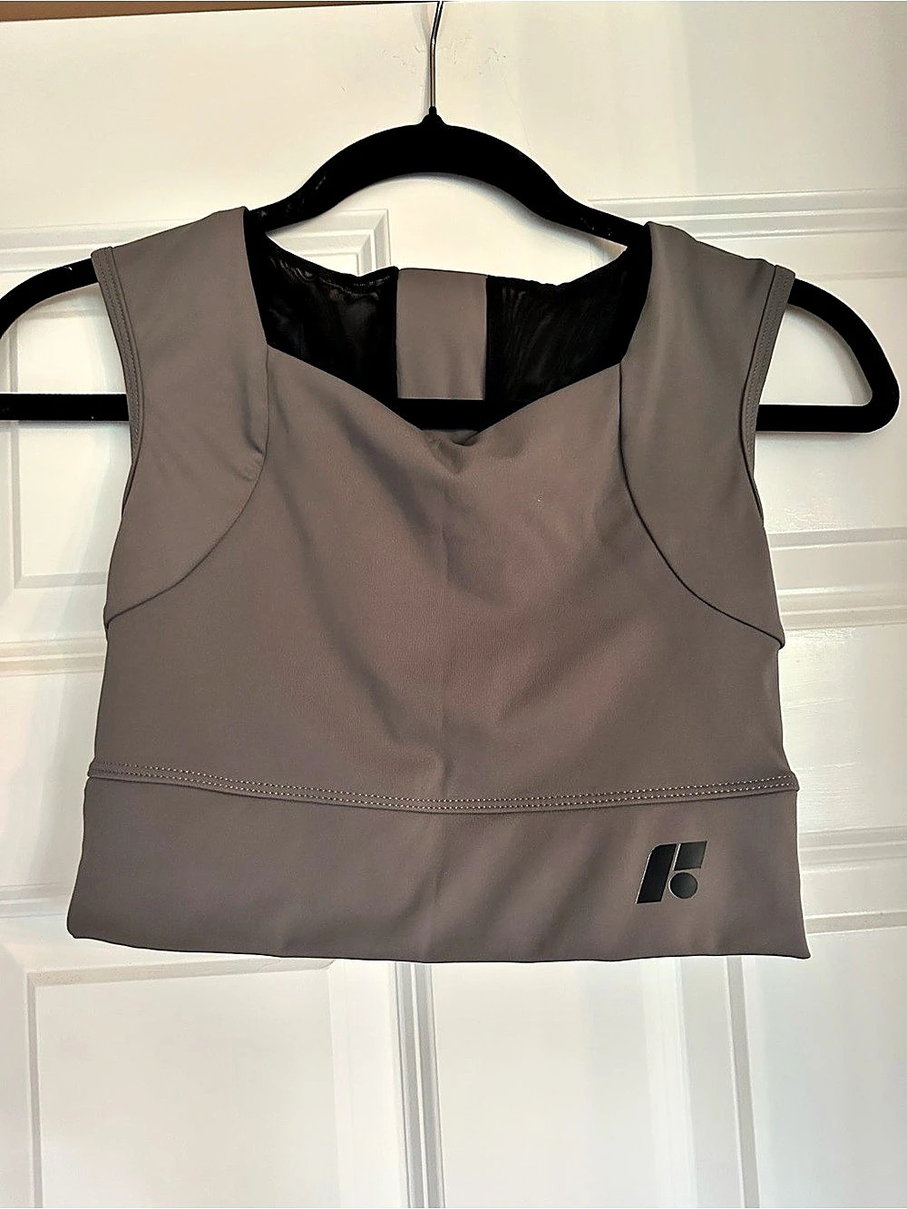 Forme Power Bra Women's Gray & Black Crop Top Medium